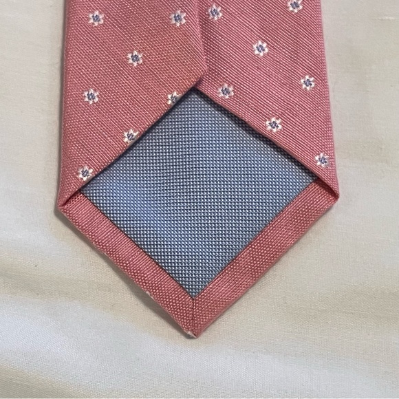 Tommy Hilfiger Men’s Tie. Pink with white & Blue Flowers. Silk & Linen - Picture 4 of 7